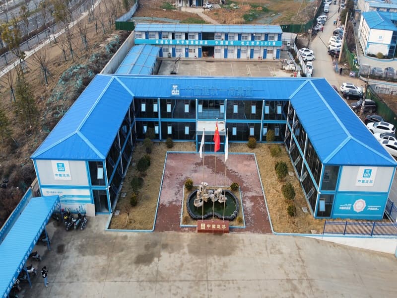 Sala de escritório K - chayohouse